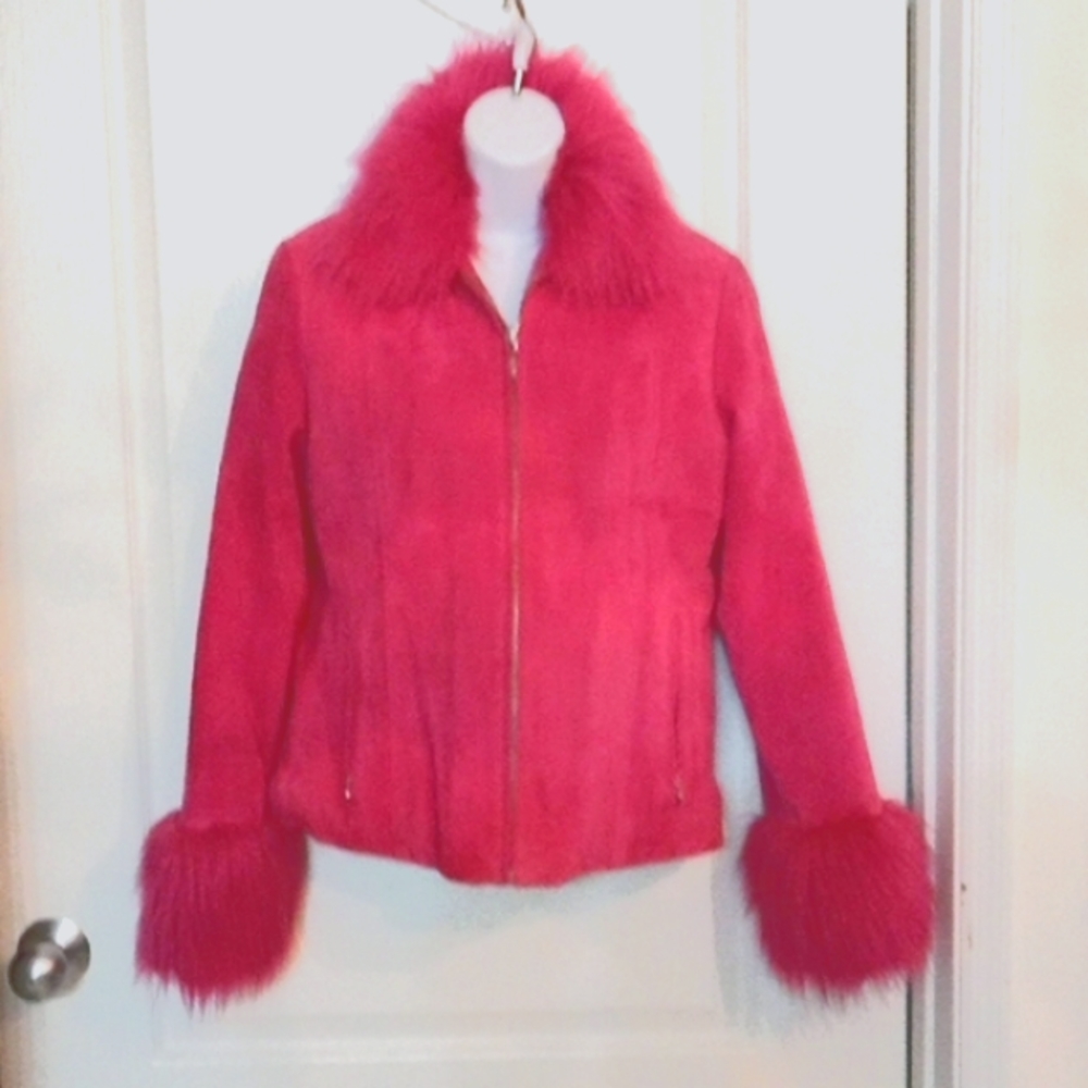 NWT🎁FREE GIFT INCLUDED 🎁Suede Fur Winter Jacket w/ Fur Cuffs & Lining - Picture 1 of 16